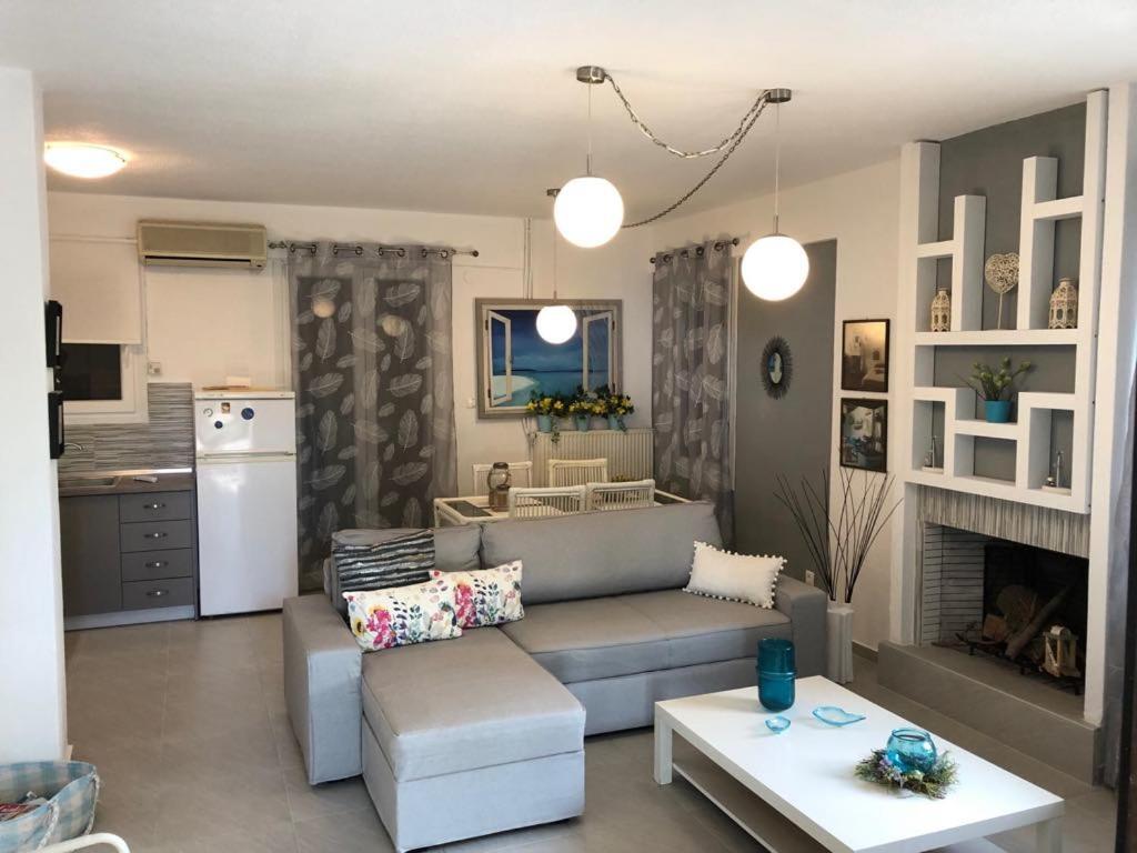 Sofia'S Pearl Beachfront Maisonette Nea Kallikrateia Extérieur photo